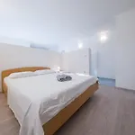 Strma Apartament