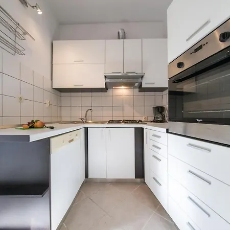 Strma Apartment *